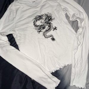 GARAGE LONG SLEEVES CROP TOP.